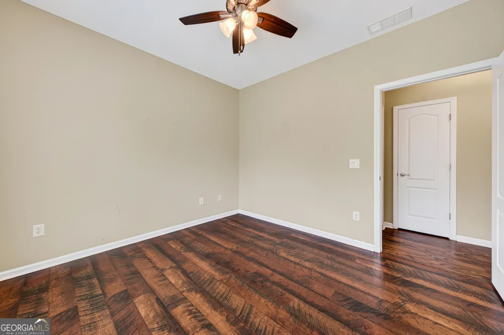 305 Victory CIR Commerce, GA 30529