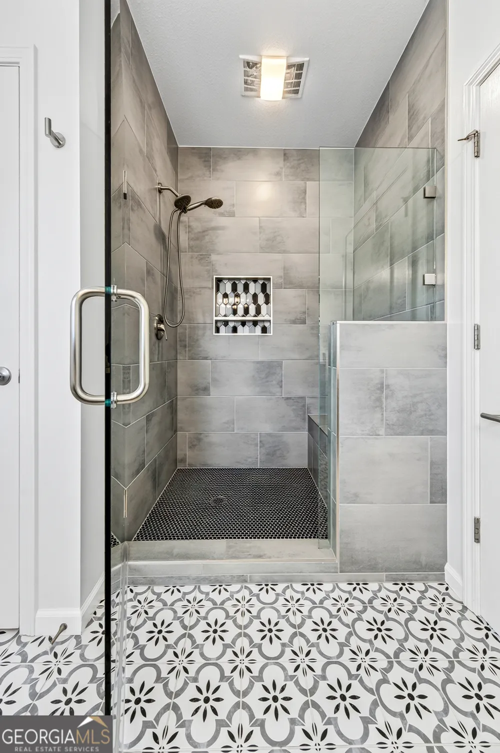305 Victory CIR Commerce, GA 30529