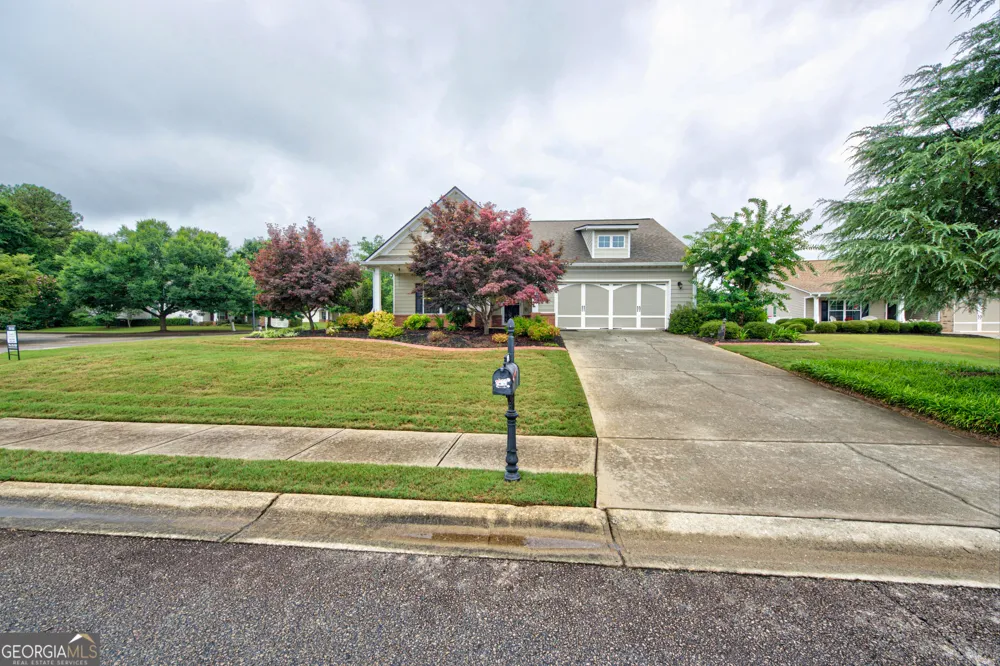305 Victory CIR Commerce, GA 30529