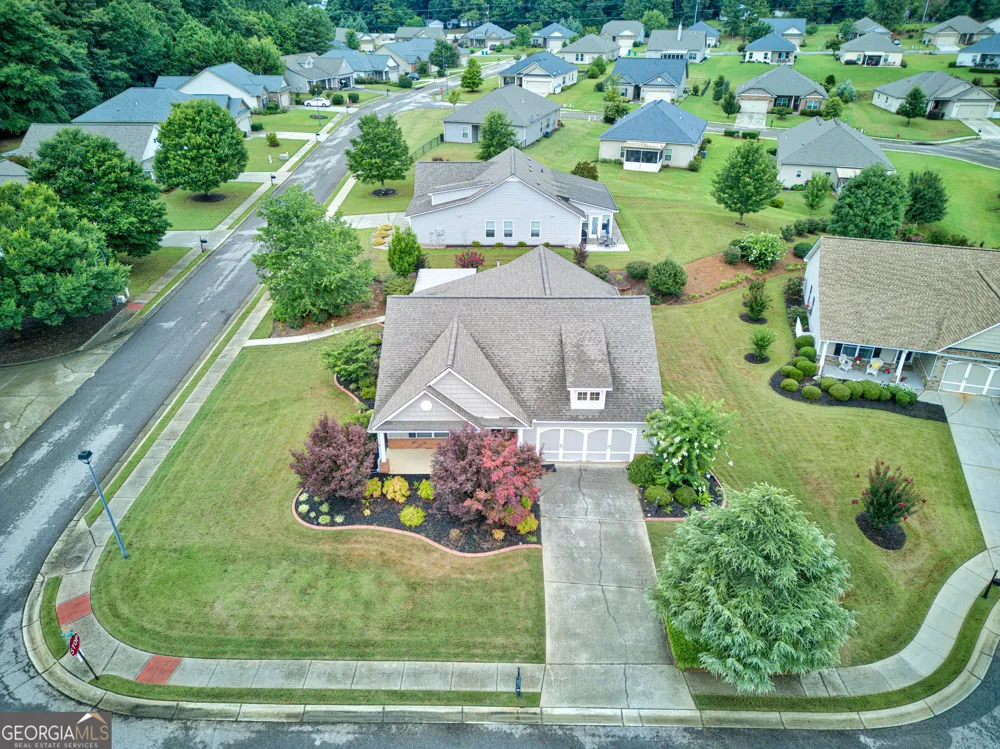 305 Victory CIR Commerce, GA 30529