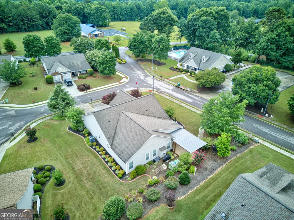 305 Victory CIR Commerce, GA 30529