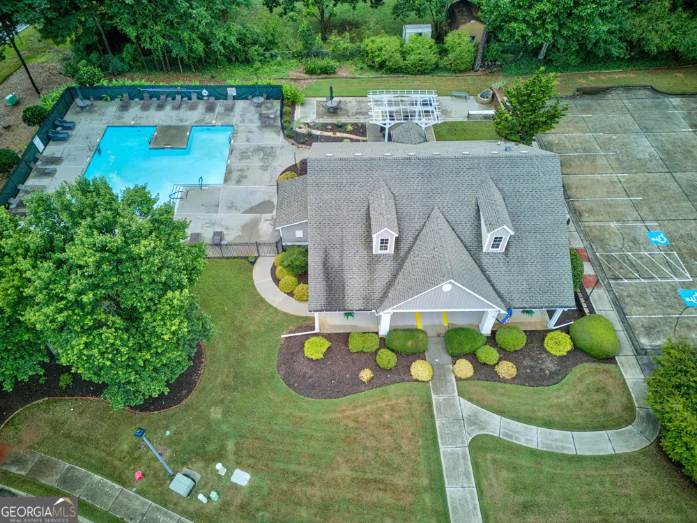 305 Victory CIR Commerce, GA 30529