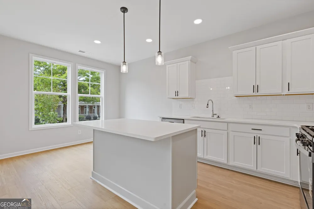 379 Summerville LN Athens, GA 30606