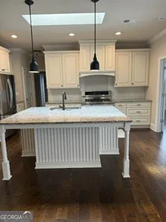 100 Batten Board WAY Woodstock, GA 30189