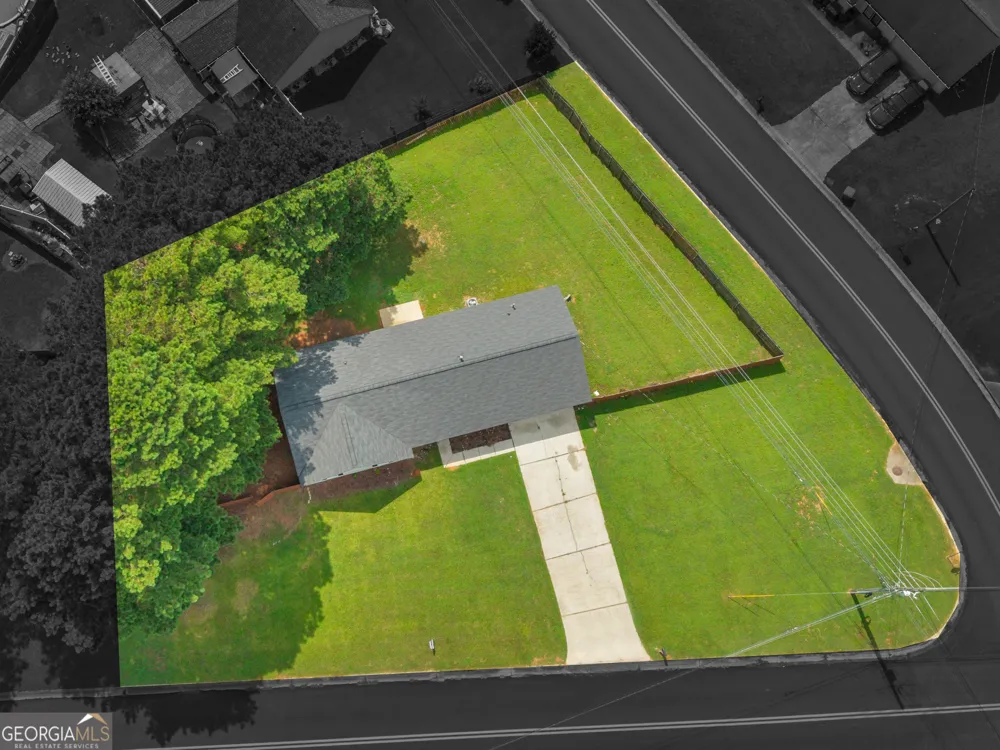 360 Regal RD Jackson, GA 30233