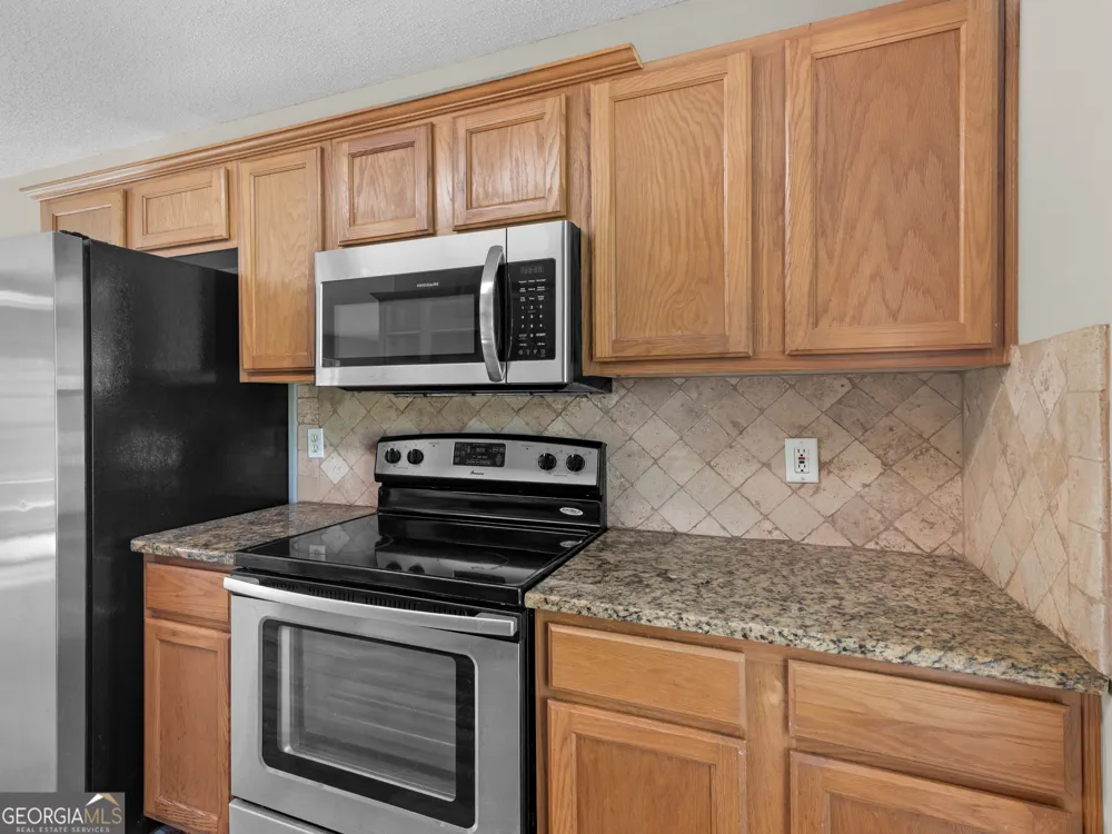 360 Regal RD Jackson, GA 30233