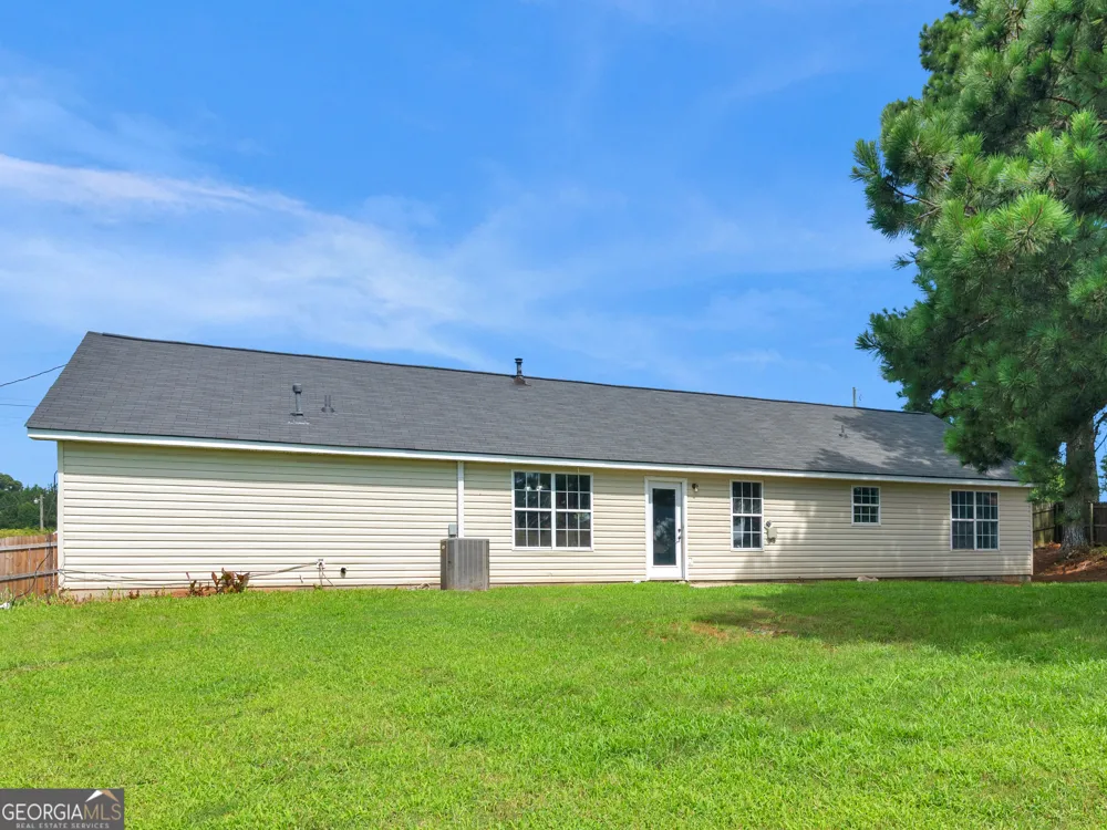 360 Regal RD Jackson, GA 30233