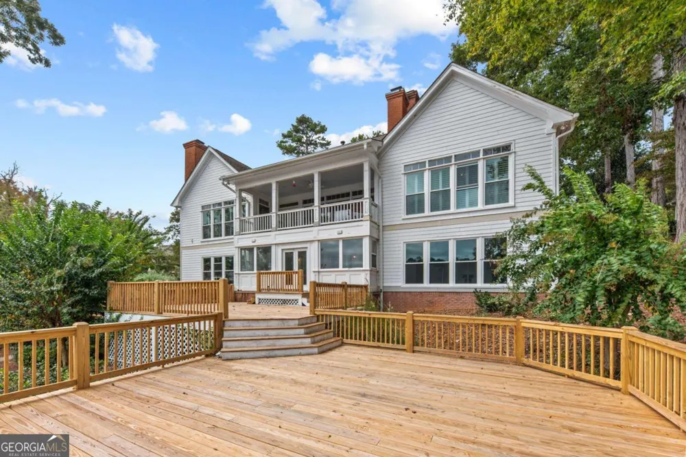 1651 Lighthouse CIR Greensboro, GA 30642