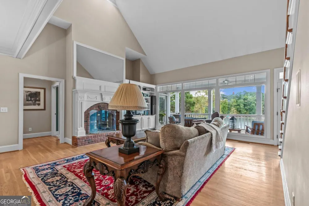 1651 Lighthouse CIR Greensboro, GA 30642