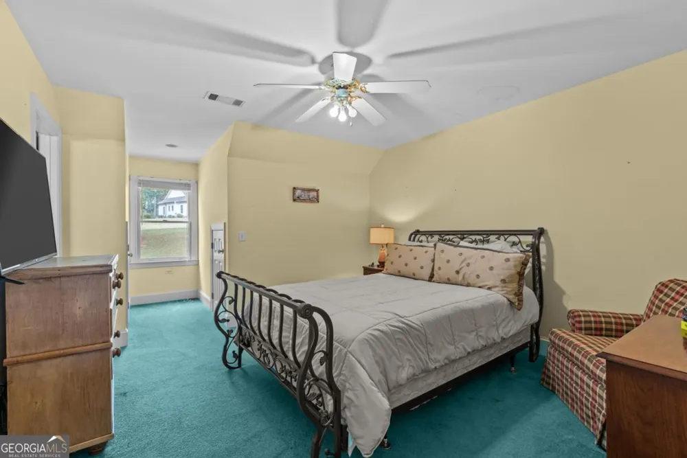 1651 Lighthouse CIR Greensboro, GA 30642