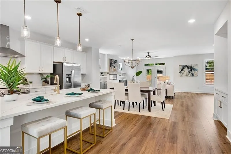 2733 Hallwood LN Suwanee, GA 30024