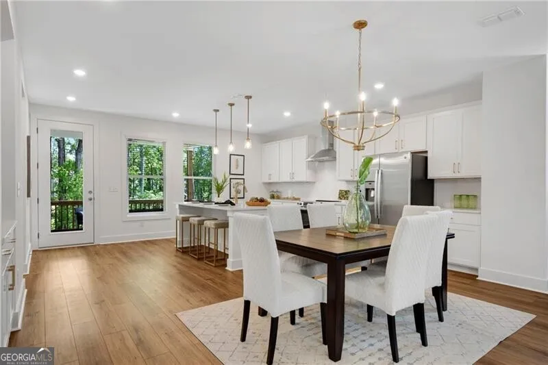 2733 Hallwood LN Suwanee, GA 30024