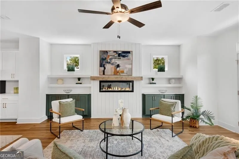 2733 Hallwood LN Suwanee, GA 30024