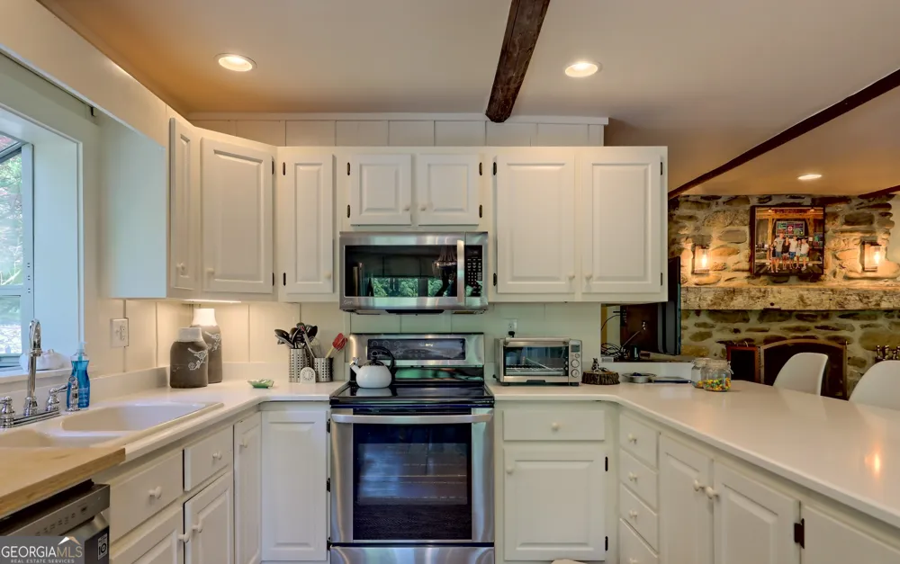 422 Timpson Cove RD Clayton, GA 30525