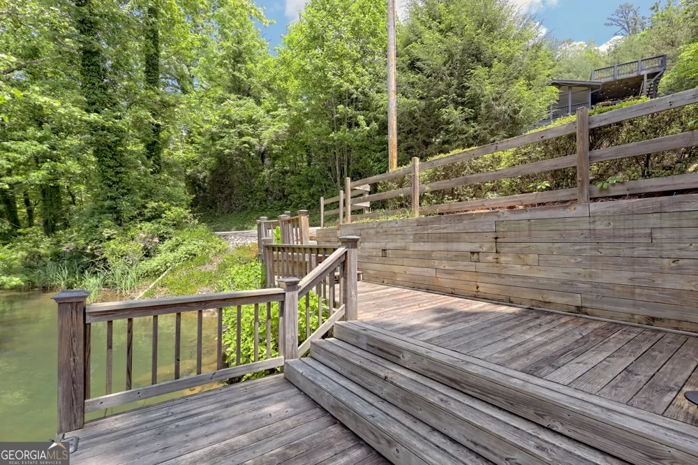 422 Timpson Cove RD Clayton, GA 30525