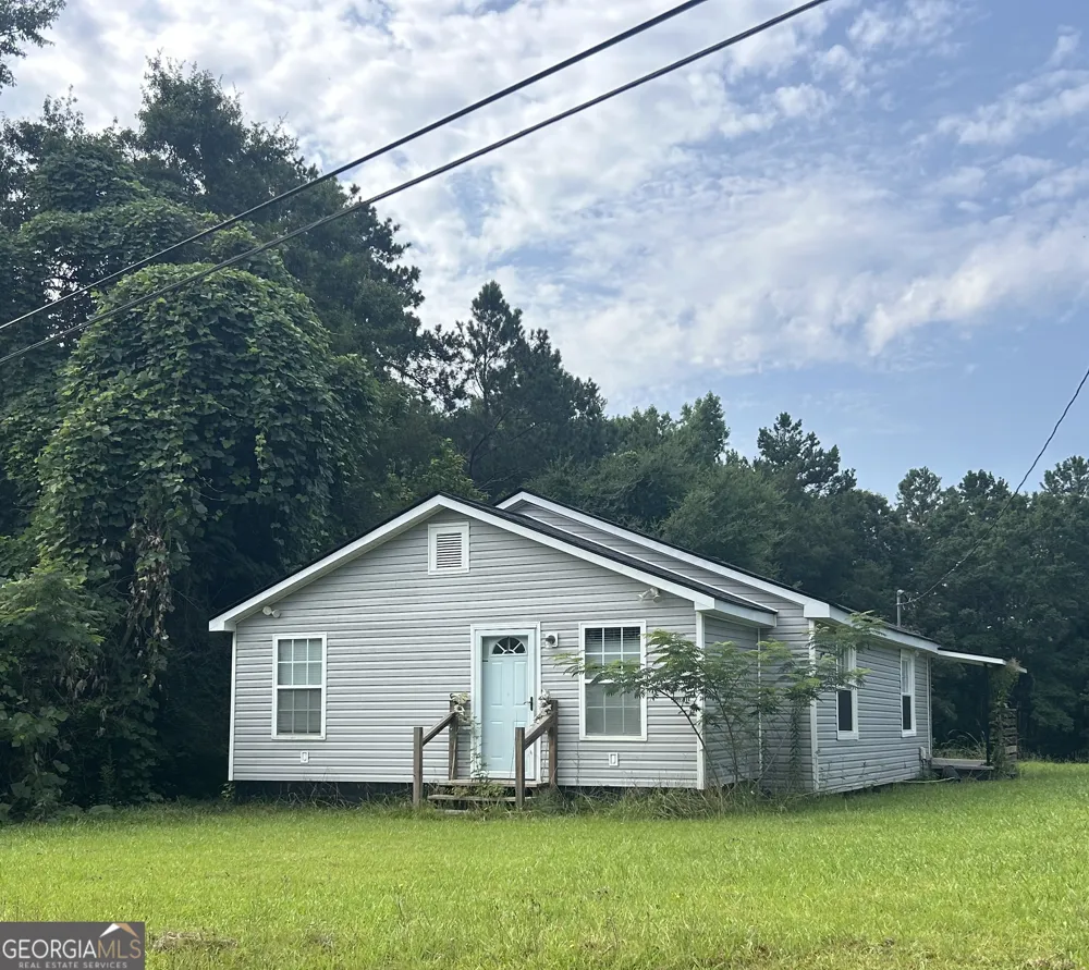 134 Mauldin RD Thomaston, GA 30286