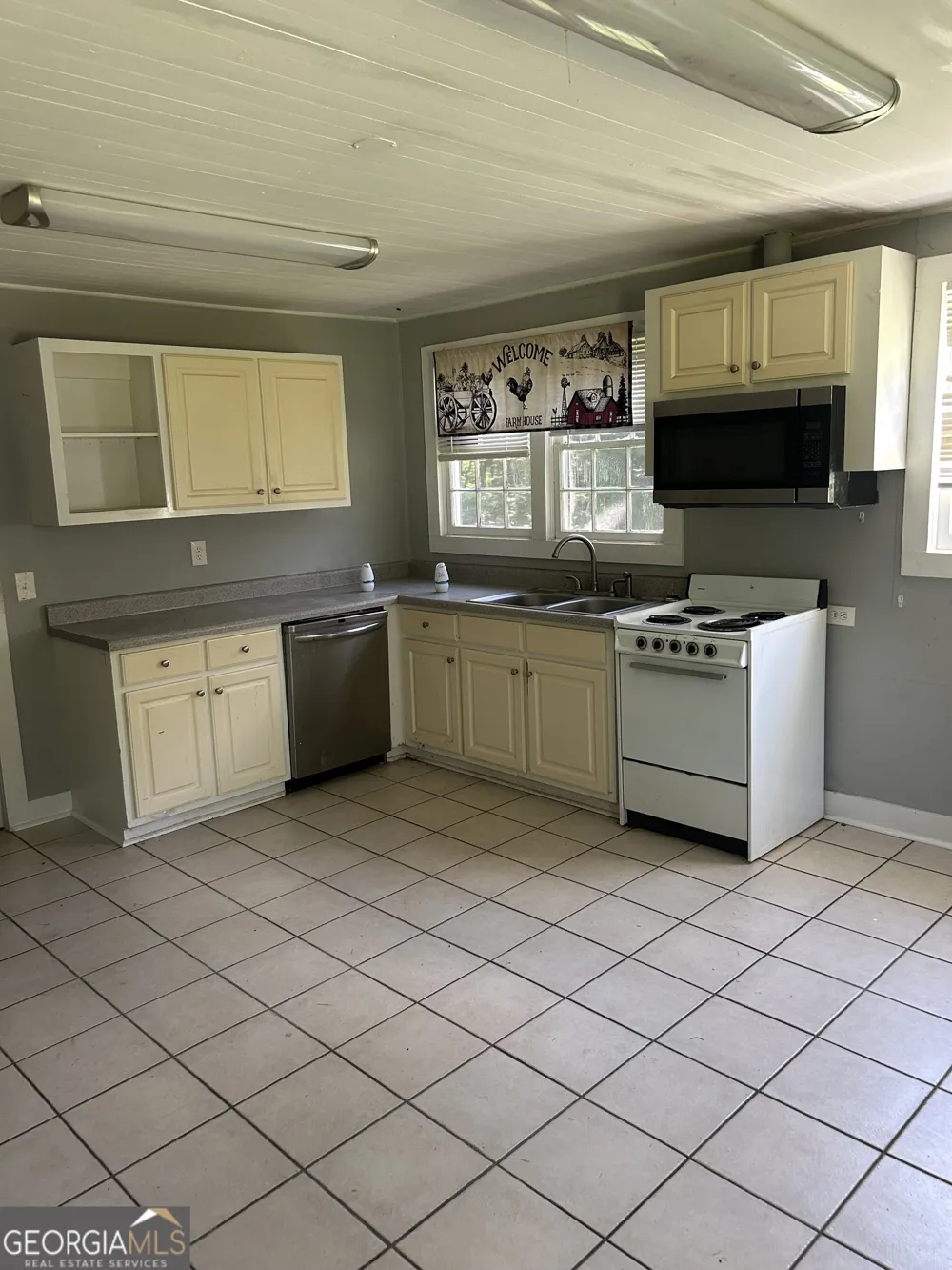134 Mauldin RD Thomaston, GA 30286