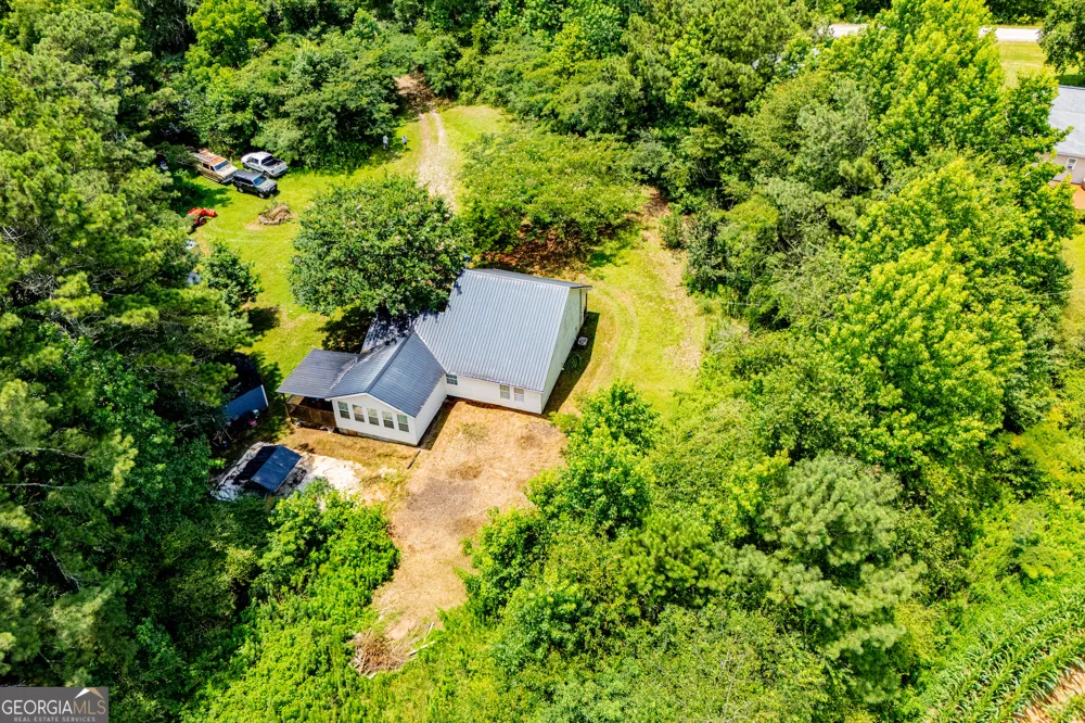 445 Gum Creek CIR Roopville, GA 30170