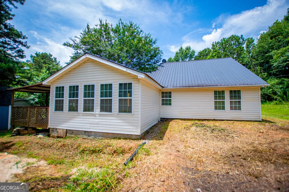 445 Gum Creek CIR Roopville, GA 30170