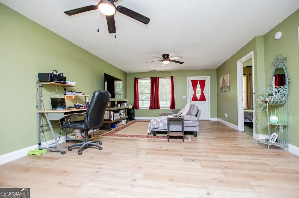 445 Gum Creek CIR Roopville, GA 30170