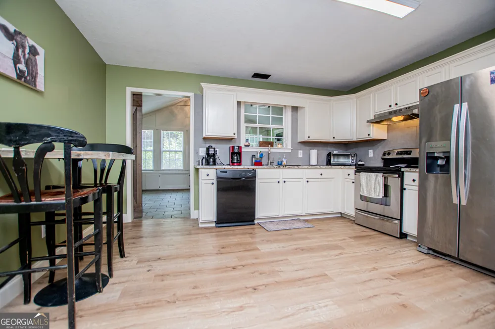445 Gum Creek CIR Roopville, GA 30170