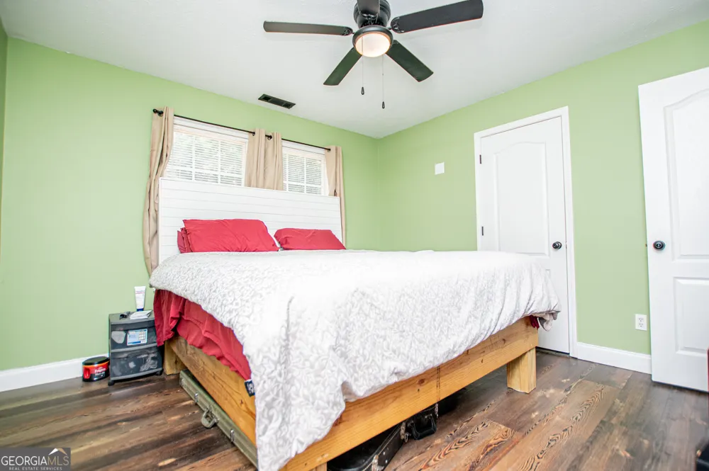 445 Gum Creek CIR Roopville, GA 30170