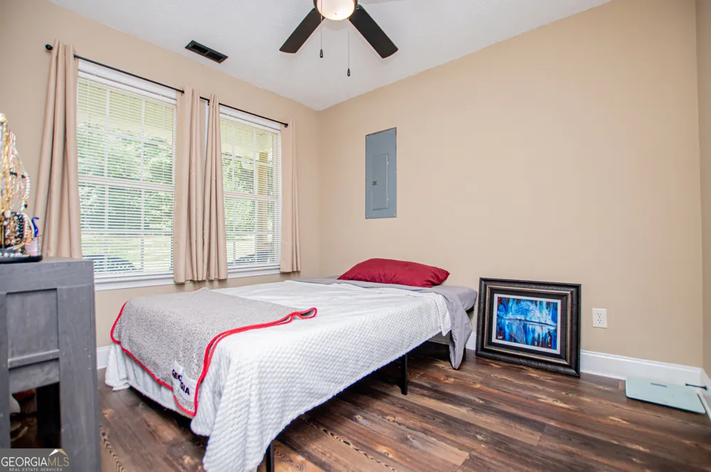 445 Gum Creek CIR Roopville, GA 30170