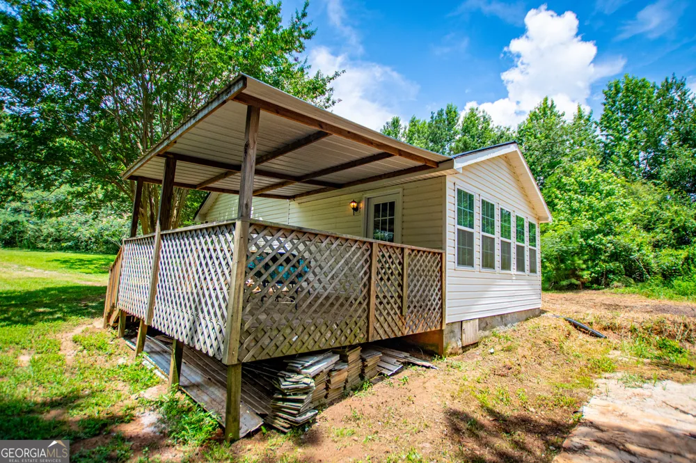 445 Gum Creek CIR Roopville, GA 30170