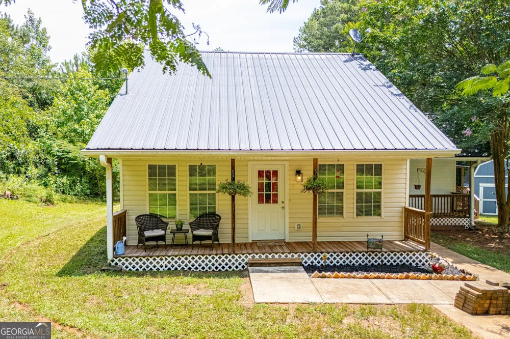 445 Gum Creek CIR Roopville, GA 30170
