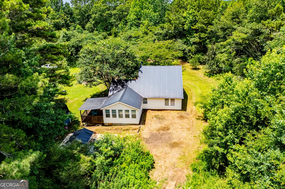 445 Gum Creek CIR Roopville, GA 30170