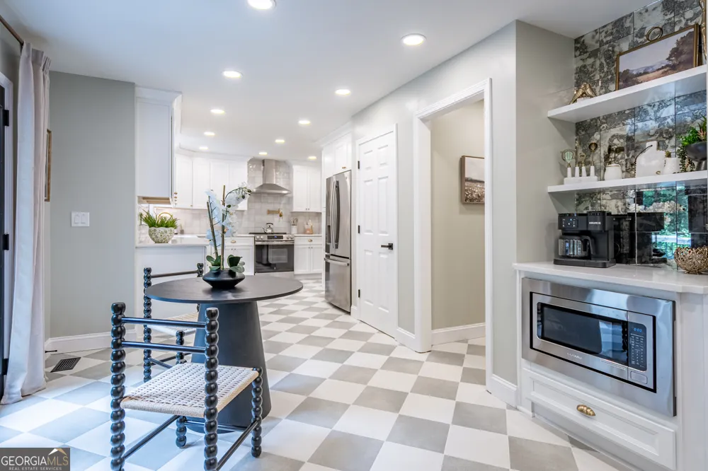 19 Rock Crest CIR SE Cartersville, GA 30121