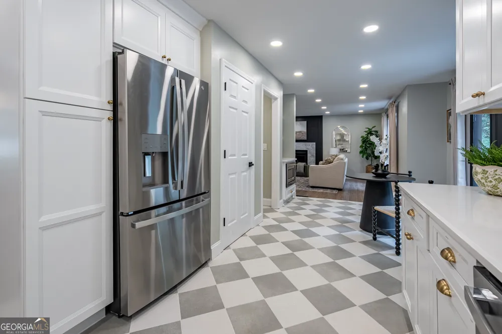 19 Rock Crest CIR SE Cartersville, GA 30121