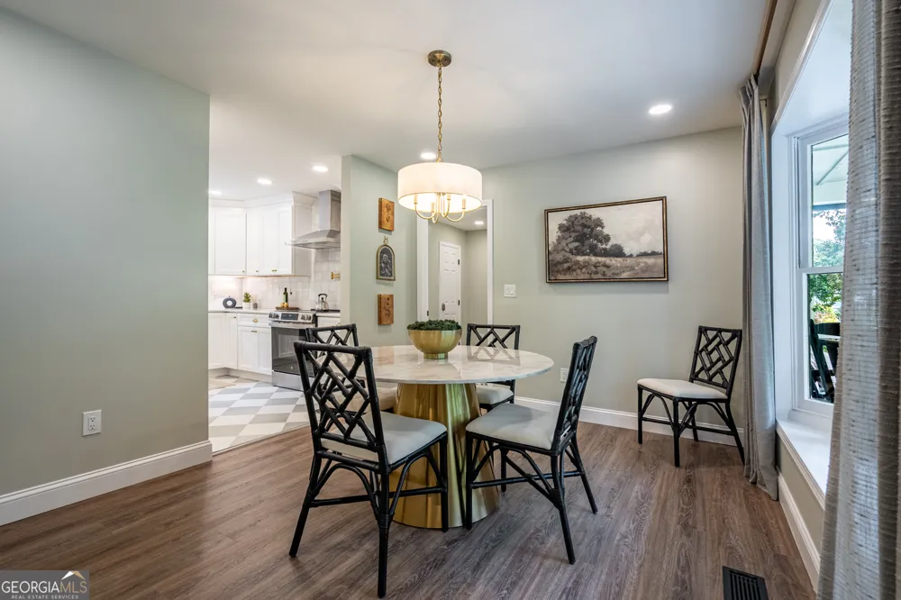 19 Rock Crest CIR SE Cartersville, GA 30121