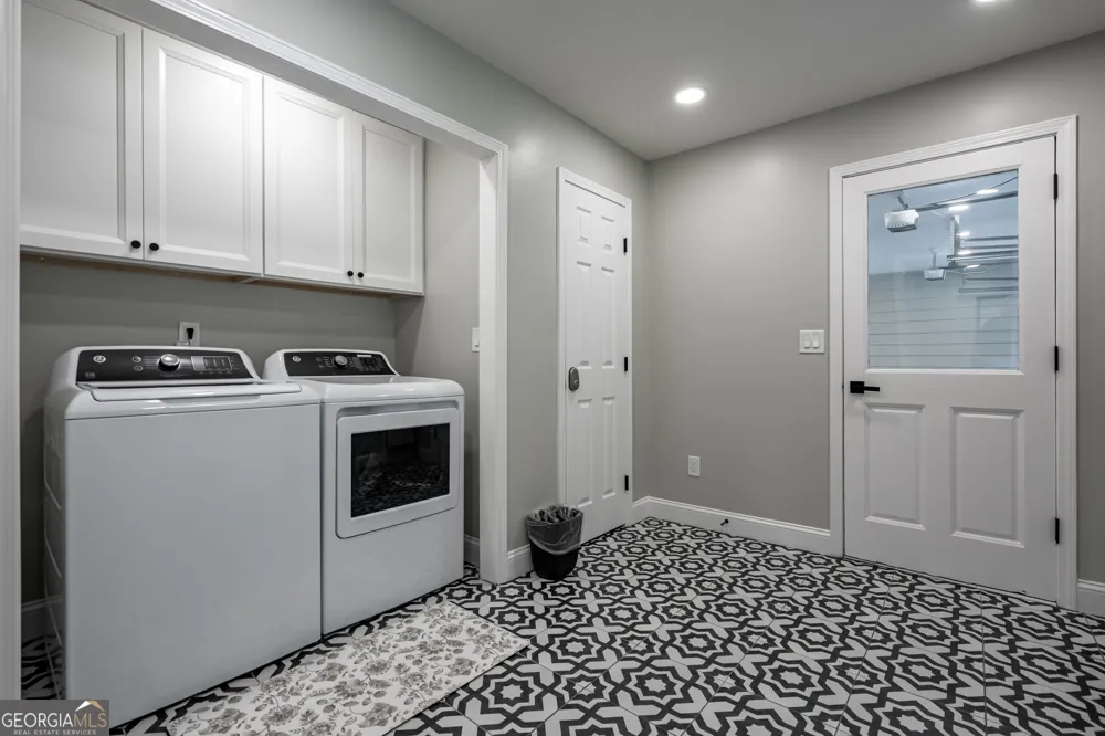 19 Rock Crest CIR SE Cartersville, GA 30121