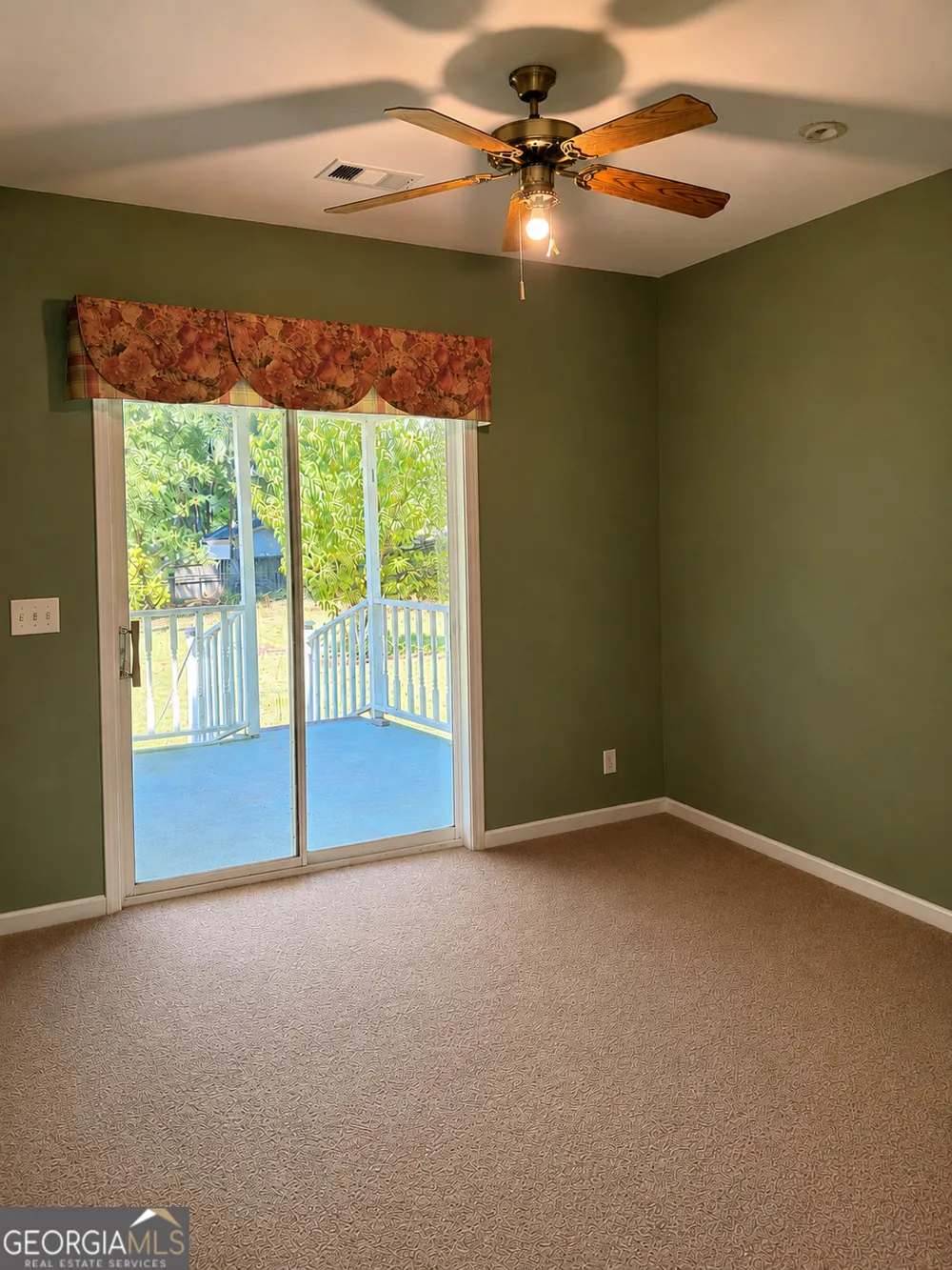 233 Veal LN Dublin, GA 31021