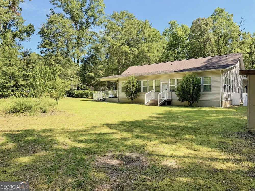 233 Veal LN Dublin, GA 31021