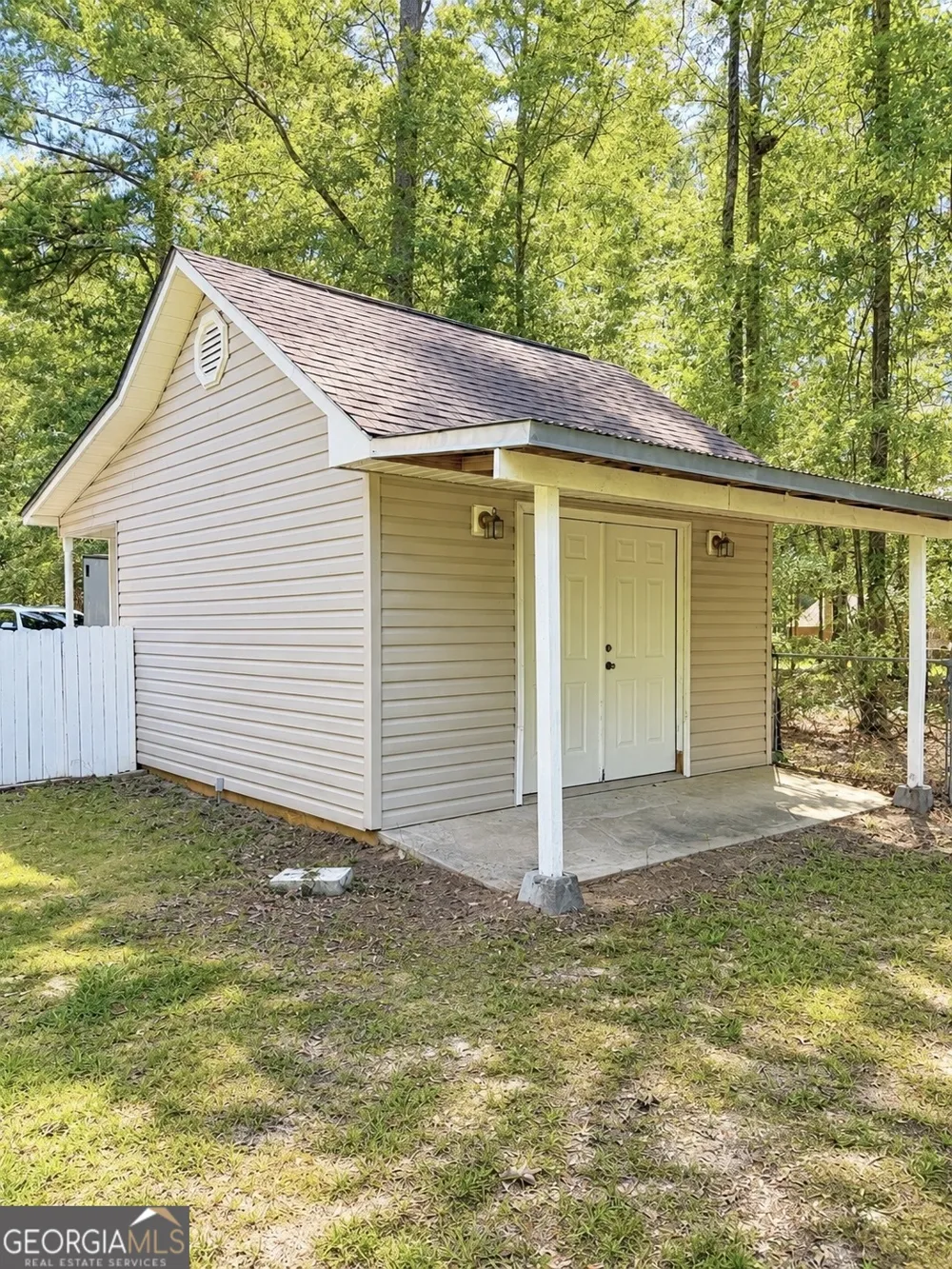233 Veal LN Dublin, GA 31021