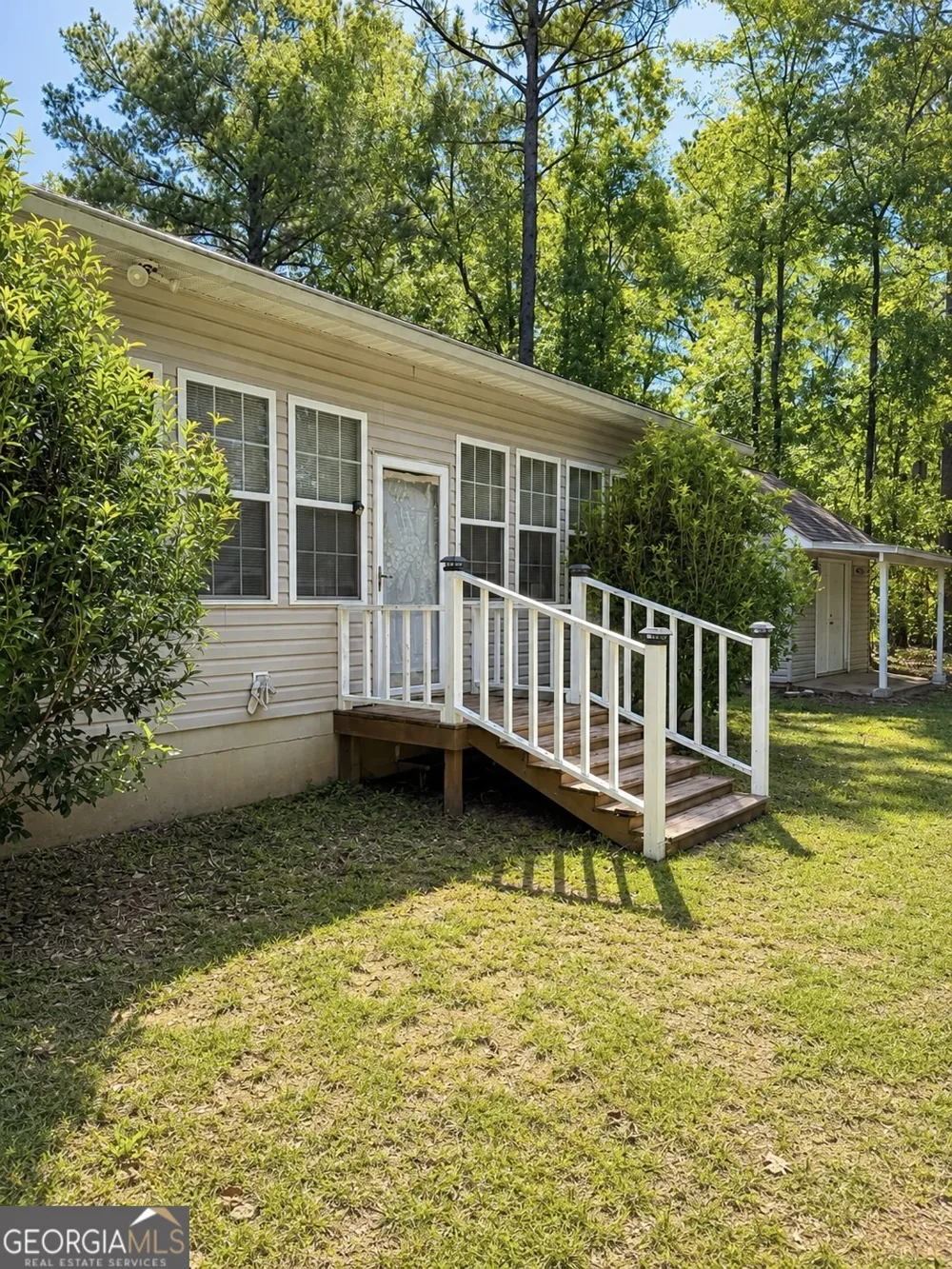 233 Veal LN Dublin, GA 31021