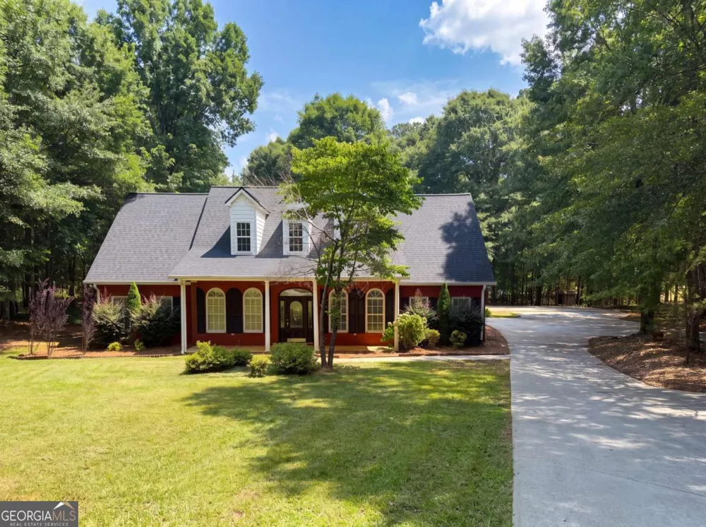 346 Carnation DR Social Circle, GA 30025