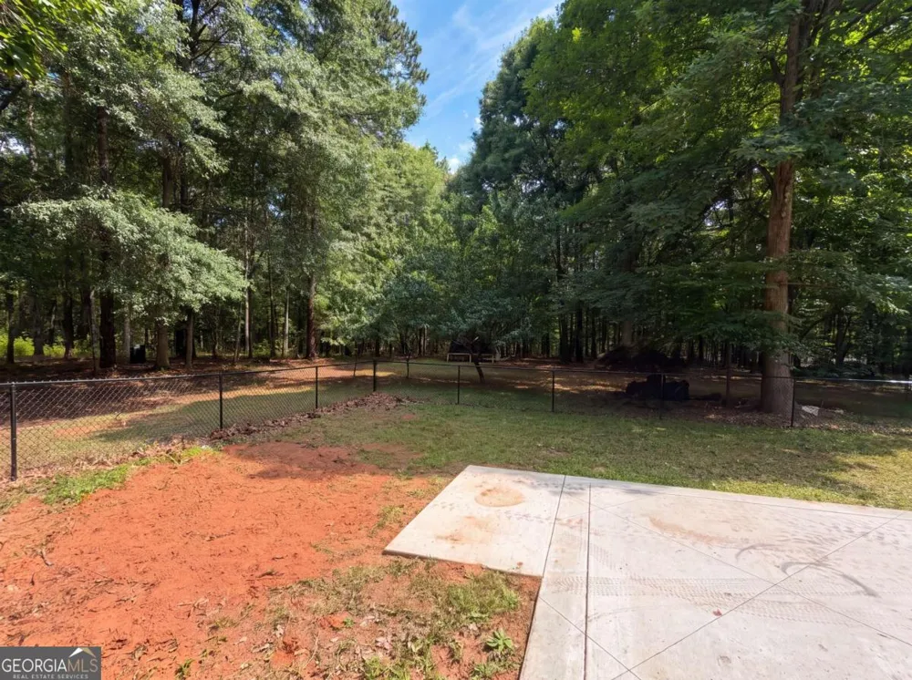 346 Carnation DR Social Circle, GA 30025