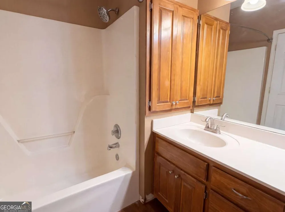 346 Carnation DR Social Circle, GA 30025