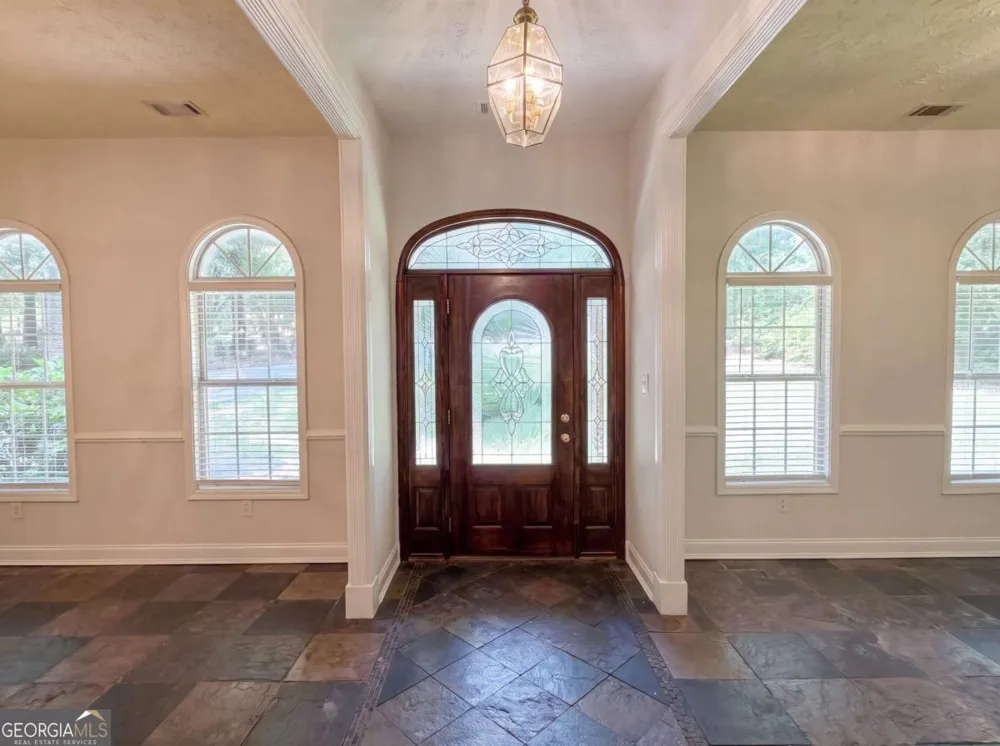 346 Carnation DR Social Circle, GA 30025