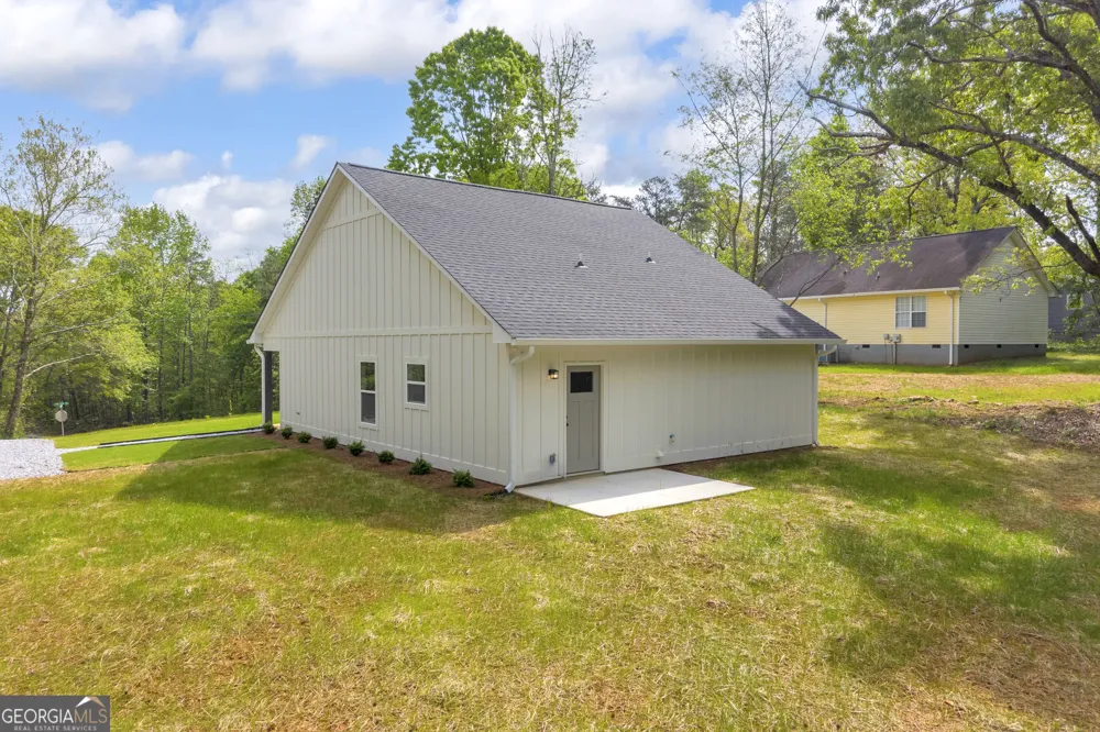 181 Lake Club DR Hartwell, GA 30643