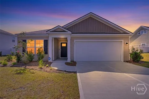 38 Autumns Wood Drive