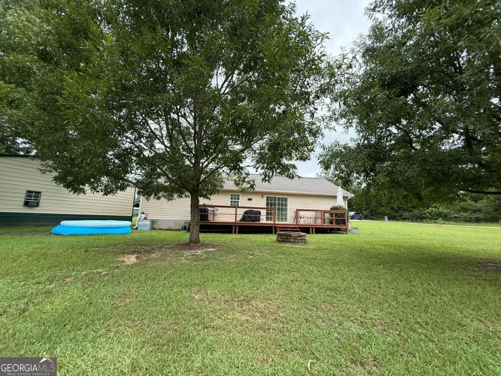 550 Smith Starley RD NE Mcintyre, GA 31054
