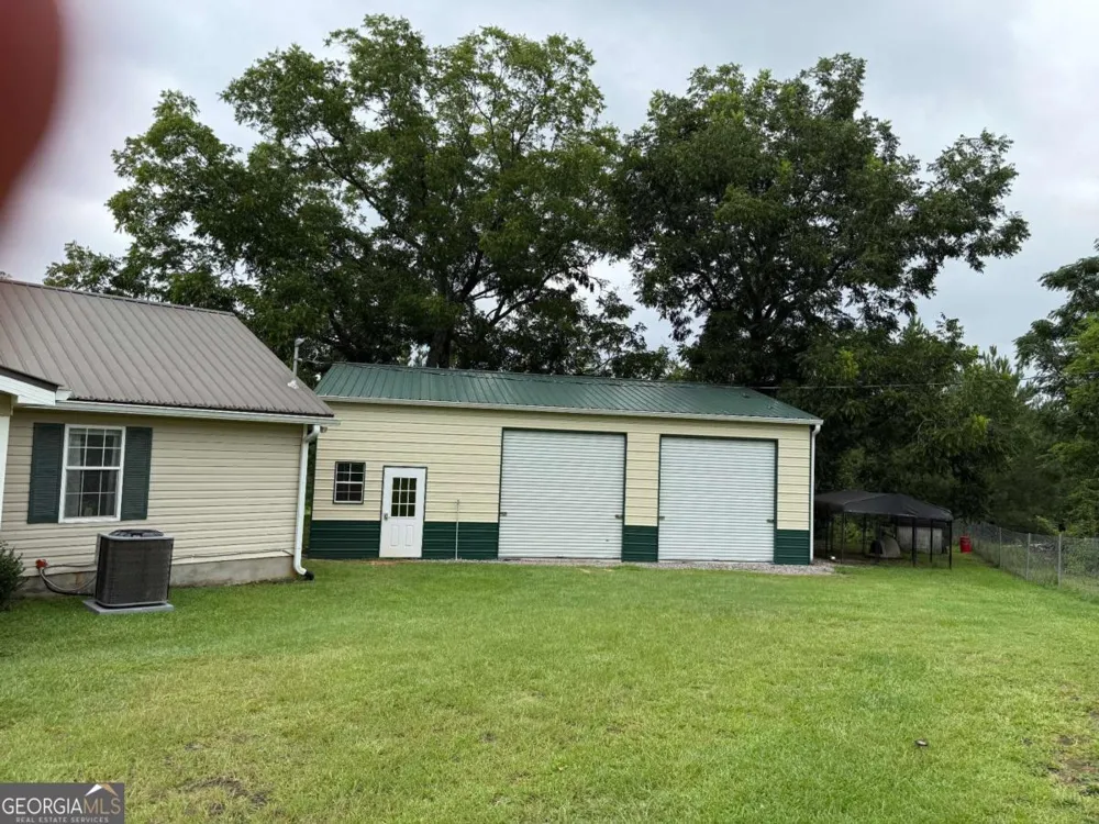 550 Smith Starley RD NE Mcintyre, GA 31054