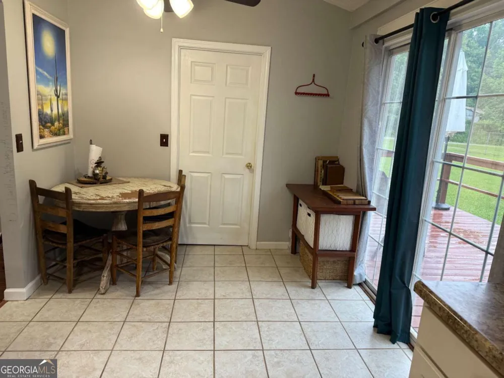 550 Smith Starley RD NE Mcintyre, GA 31054