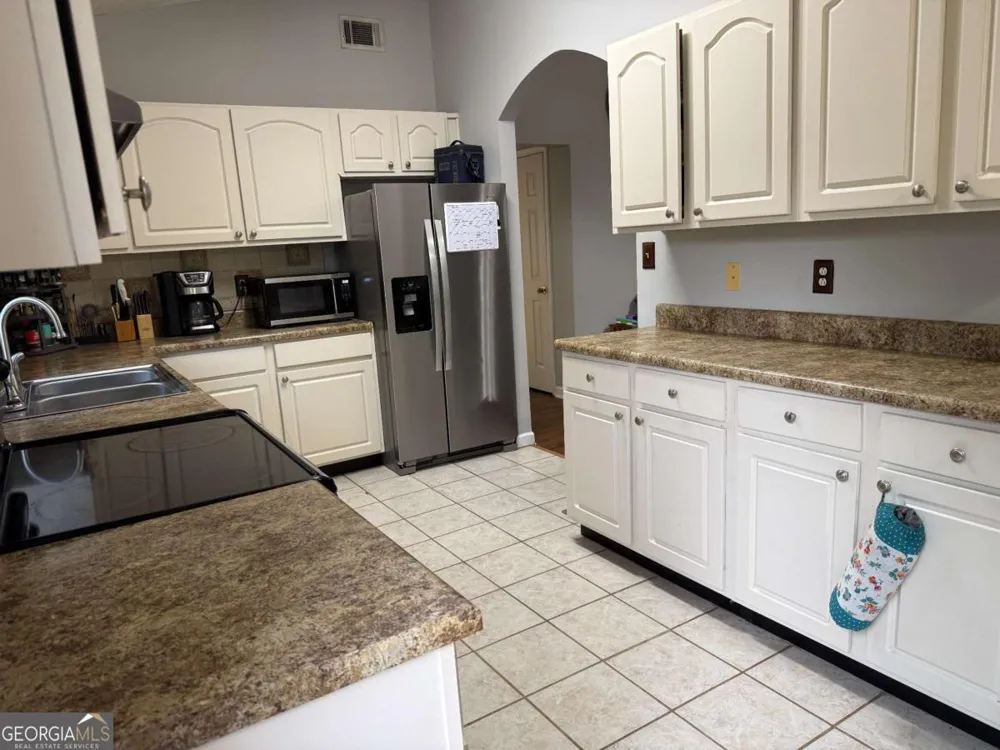 550 Smith Starley RD NE Mcintyre, GA 31054