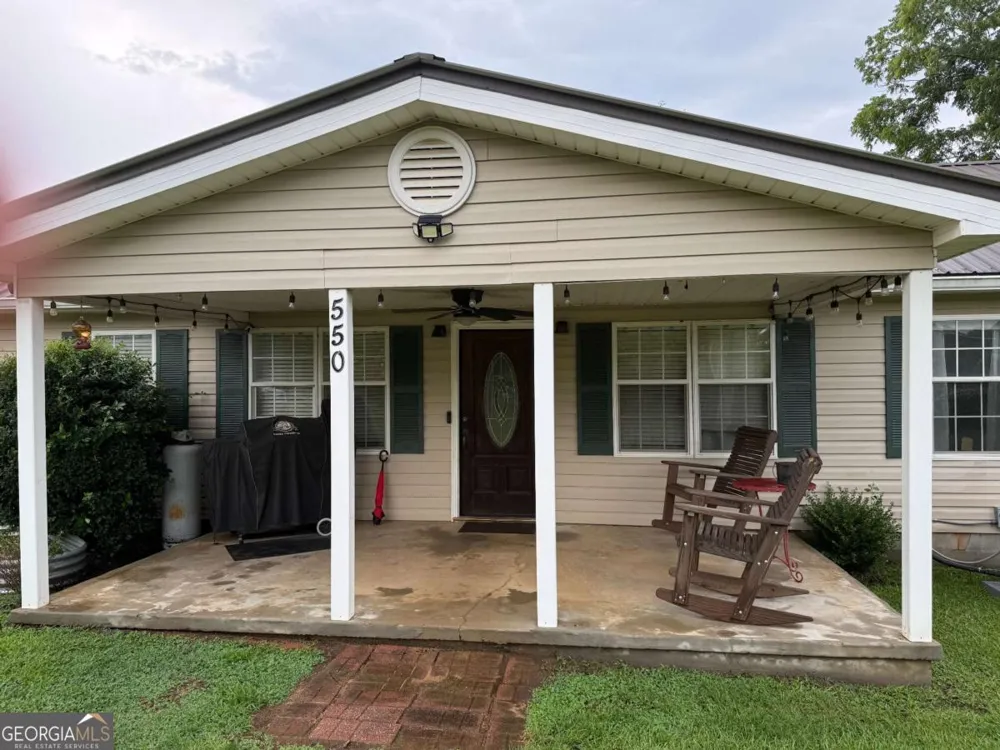 550 Smith Starley RD NE Mcintyre, GA 31054