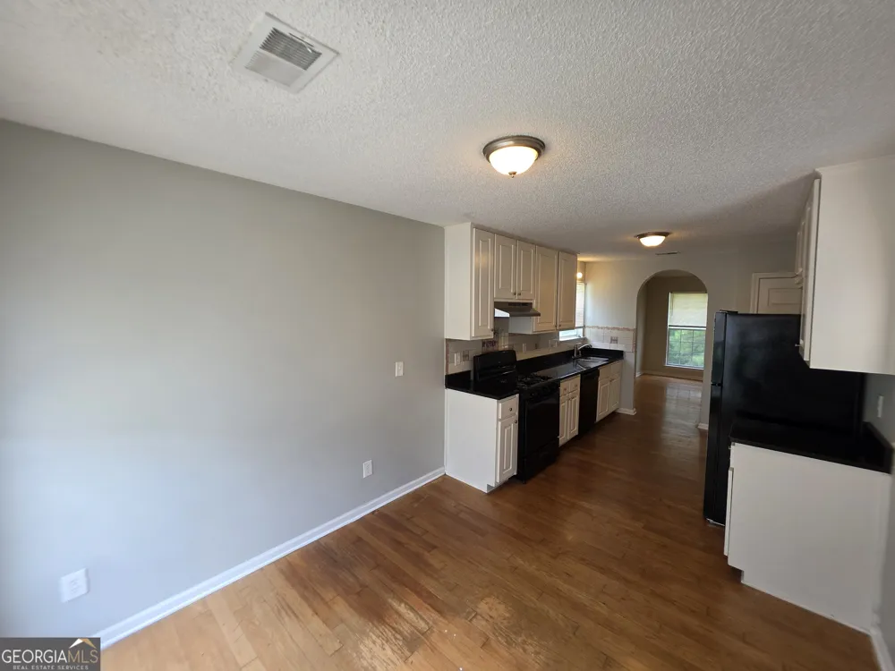 6924 Biscayne Blvd Rex, GA 30273